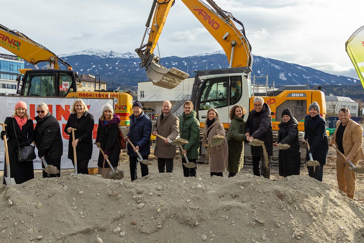 251124_spatenstich_askoe_sportanlage_mf