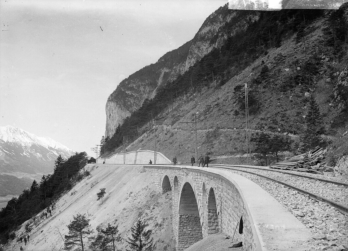 60_61bild_4_100jahre