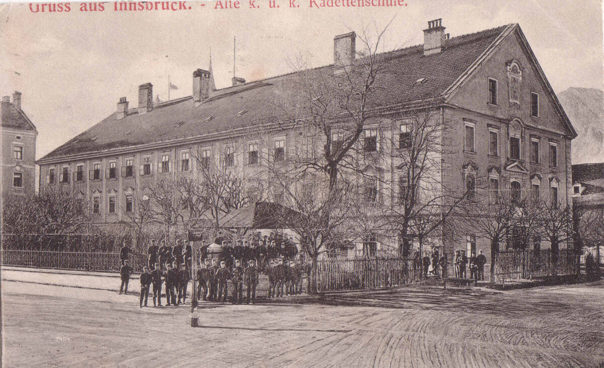 100-jahre_bild-1_ph-25372_tabakgeschaeft-3