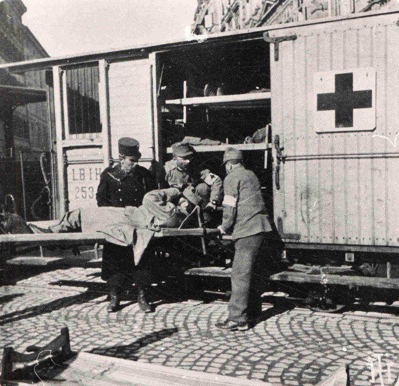 60_61_100-jahre-juli-bild-2-ph-13595