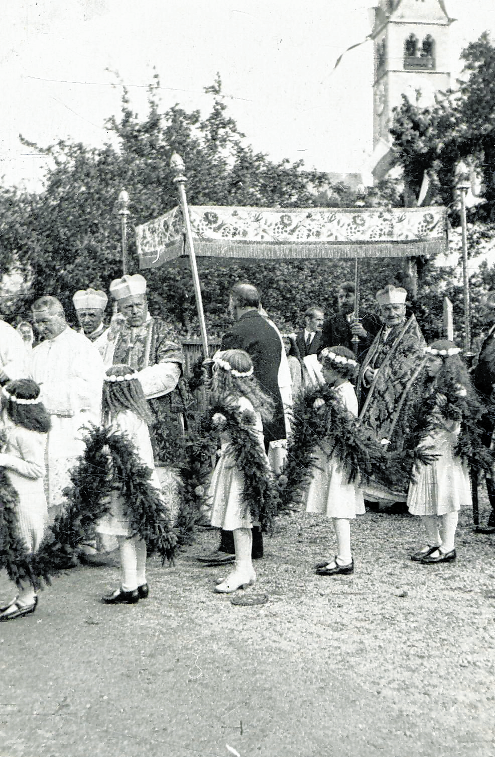 44-45_prozession-im-jahr-1931_ph-22612