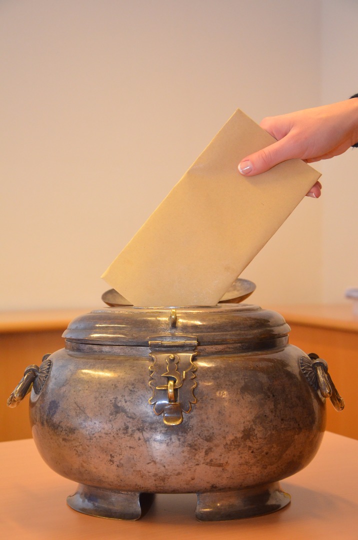 wahlurne-historisch-2