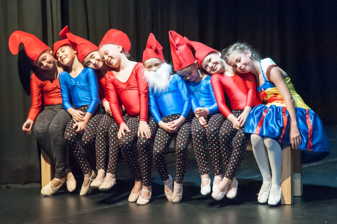 10122014theater-instand-schneewittchen