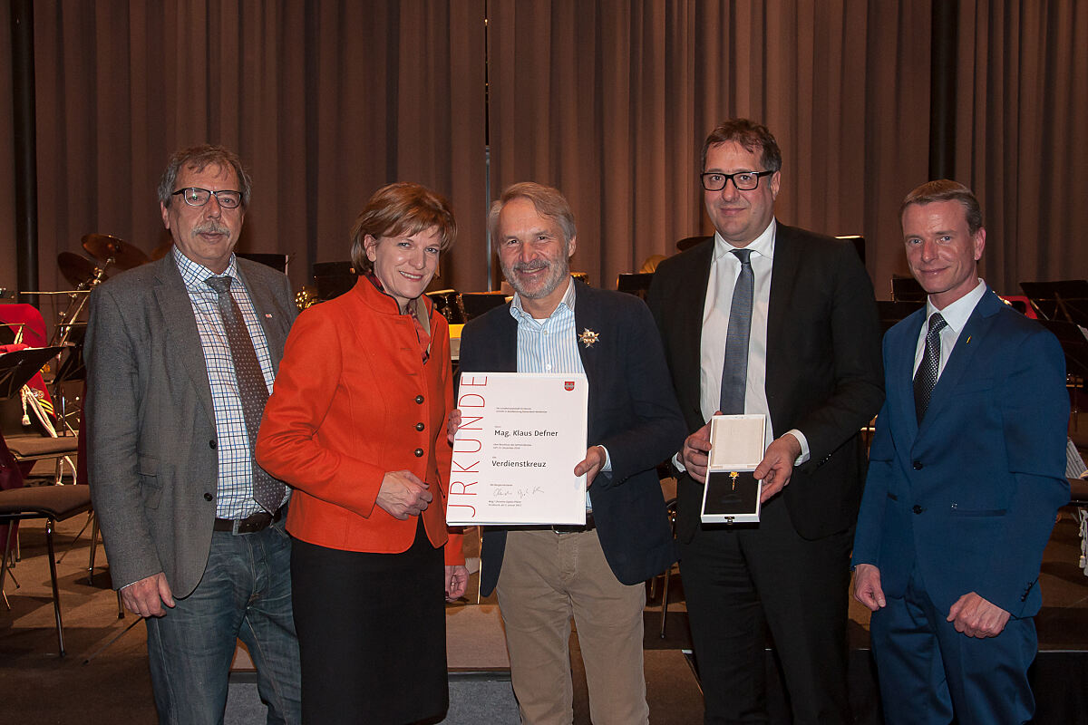 170105_defner_verdienstkreuz_marccrepaz