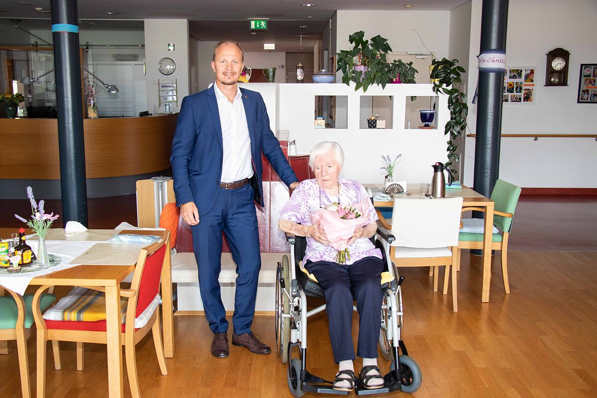 220811_jubilaeumsbesuch_herza_janzengruber