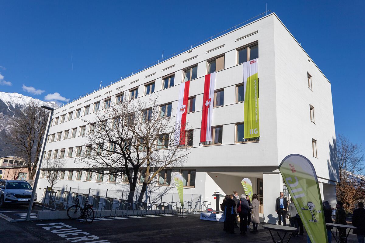 251202_uebergabe_domanigweg_4_dj